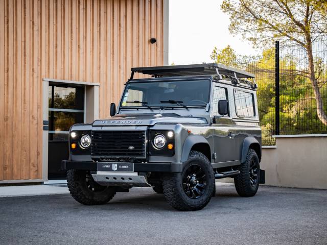 Image 1/50 of Land Rover Defender 90 (2014)