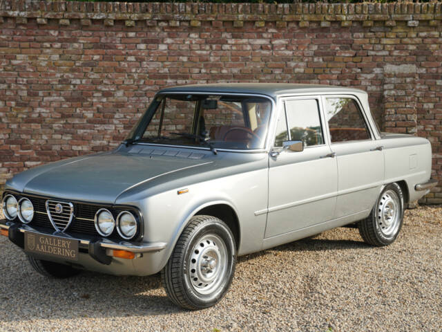 Image 1/50 of Alfa Romeo Giulia Nuova Super 1300 (1978)