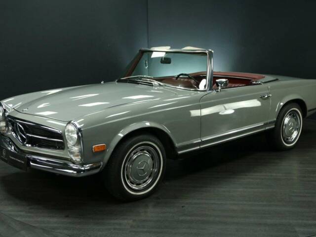 Mercedes-Benz 250 SL