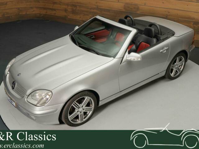 Image 1/19 of Mercedes-Benz SLK 320 (2000)
