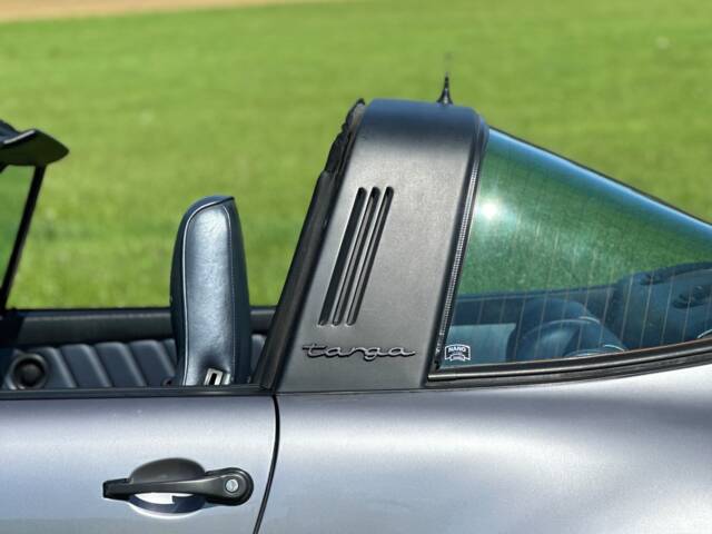 Porsche 911 Carrera 3.2 "#250.000 911"