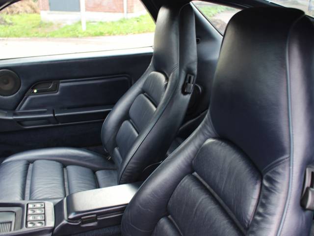 Porsche 928 S4