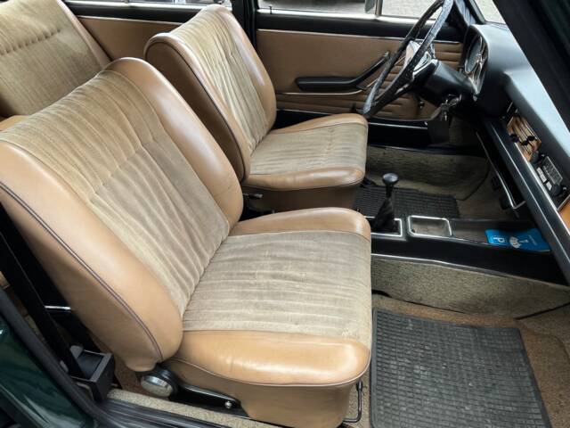 Audi 100 LS