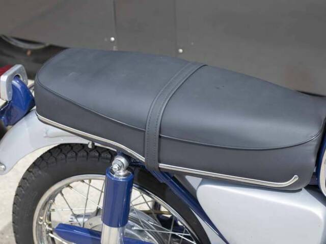 Honda CB 72