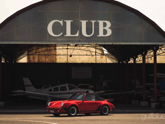 Porsche 911 Turbo 3.3