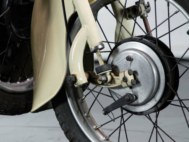 Moto Guzzi Galletto 160