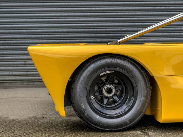 Lola T290
