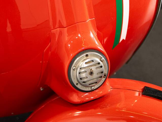 Piaggio Vespa 200 Rally