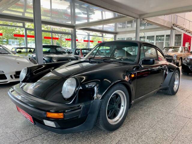 Immagine 1/19 di Porsche 911 Turbo 3.3 (1985)