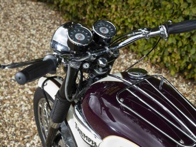 Triumph Bonneville T120TT