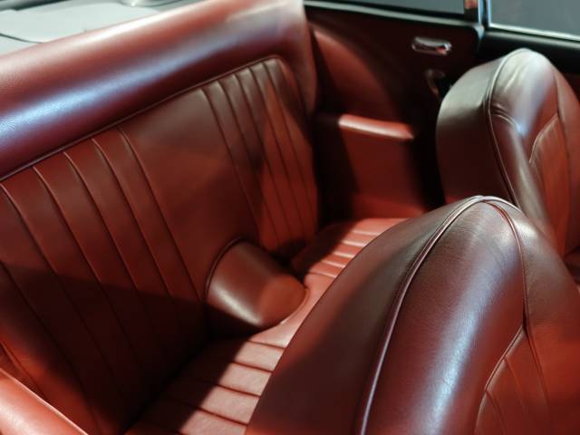 Aston Martin DB 5