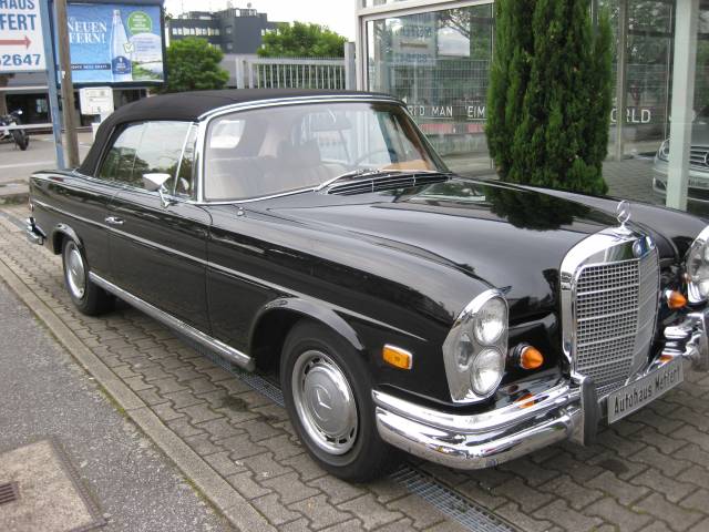 Mercedes-Benz 280 SE