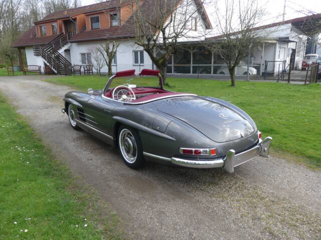 Mercedes-Benz 300 SL Roadster