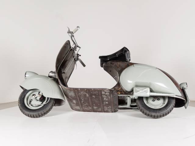 Image 1/32 of Piaggio DUMMY (1946)