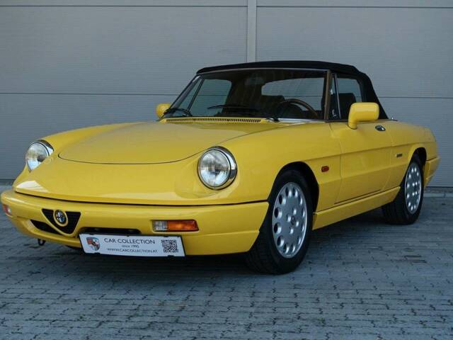 Immagine 1/20 di Alfa Romeo 2.0 Spider (1992)