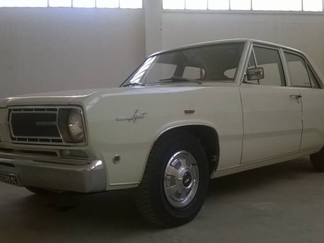 Image 1/20 of Plymouth Valiant (1970)