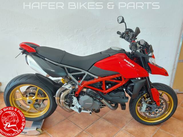 Ducati Hypermotard 950