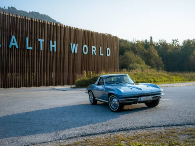 Chevrolet Corvette Sting Ray Convertible