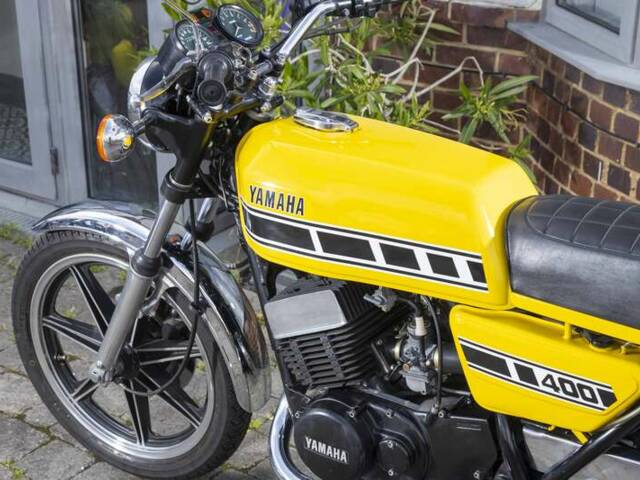 Yamaha RD 400