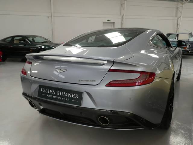 Aston Martin Vanquish