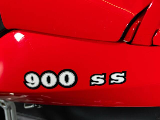 Ducati 900 SS