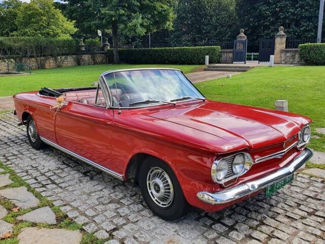 Image 1/8 of Chevrolet Corvair Monza Convertible (1963)