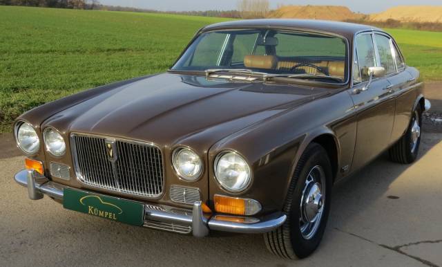 Bild 1/50 von Jaguar XJ 12 (1973)
