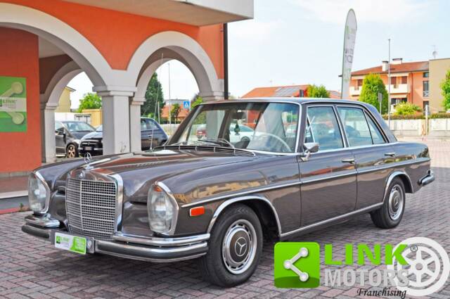 Bild 1/10 von Mercedes-Benz 280 SE (1970)