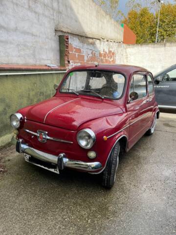 Imagen 1/11 de SEAT 600 E (1972)
