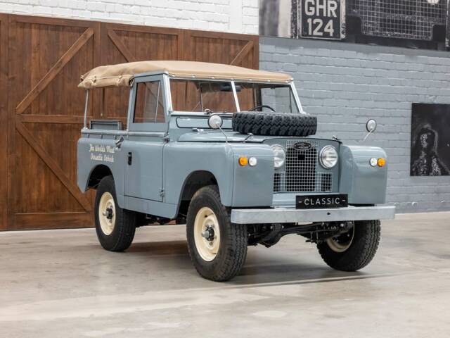 Bild 1/32 von Land Rover 88 (1969)