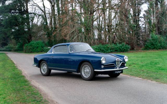 Image 1/9 of Alfa Romeo 1900 C Super Sprint Touring (1956)
