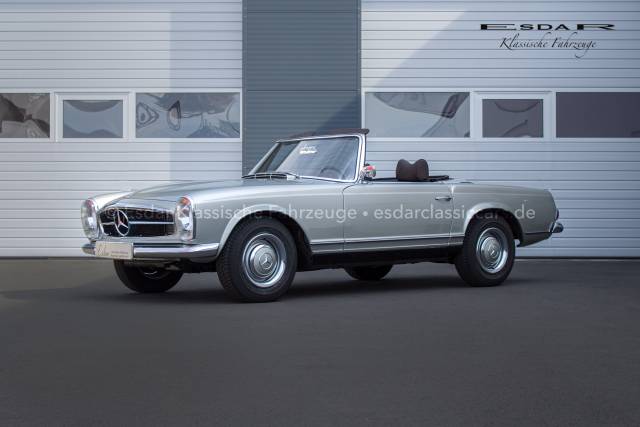 Immagine 1/26 di Mercedes-Benz 230 SL (1966)