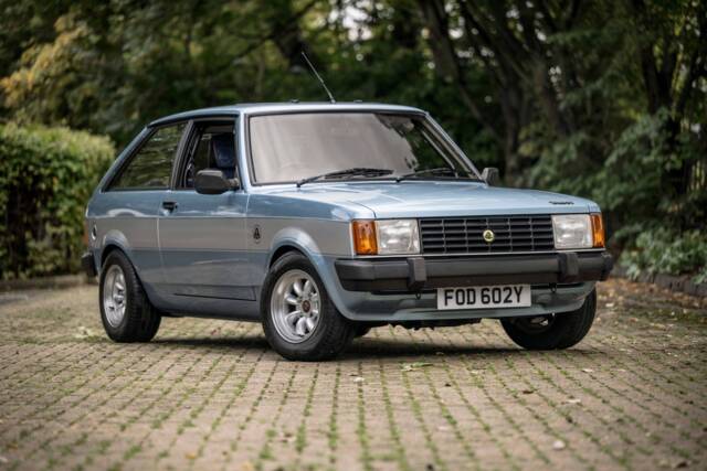 Image 1/8 de Talbot Sunbeam Lotus (1983)