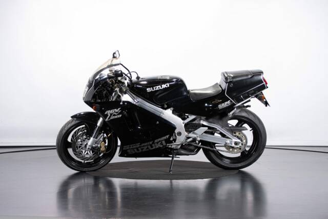 Immagine 1/48 di Suzuki RGV 250 Gamma (1990)