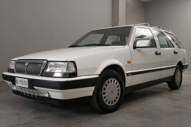 Image 1/28 of Lancia Thema Station Wagon 16V (1991)