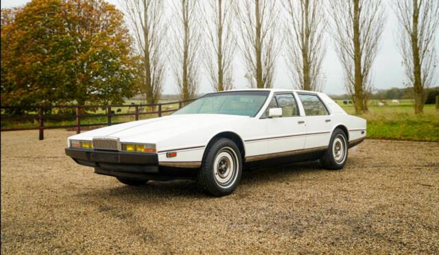 Bild 1/28 von Aston Martin Lagonda (1982)