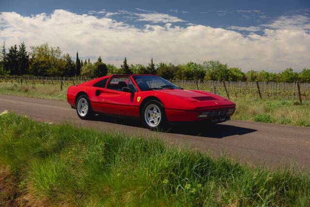 Imagen 1/60 de Ferrari 328 GTS (1986)