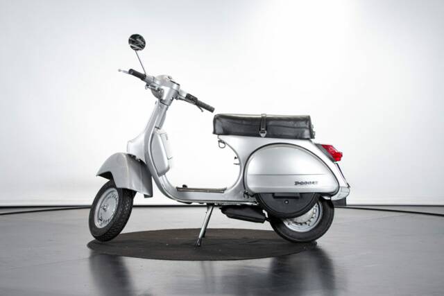 Imagen 1/47 de Piaggio Vespa P 200 E (1977)