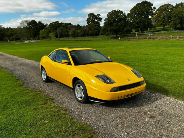 Image 1/54 de FIAT Coupé 2.0 16V Turbo (1994)