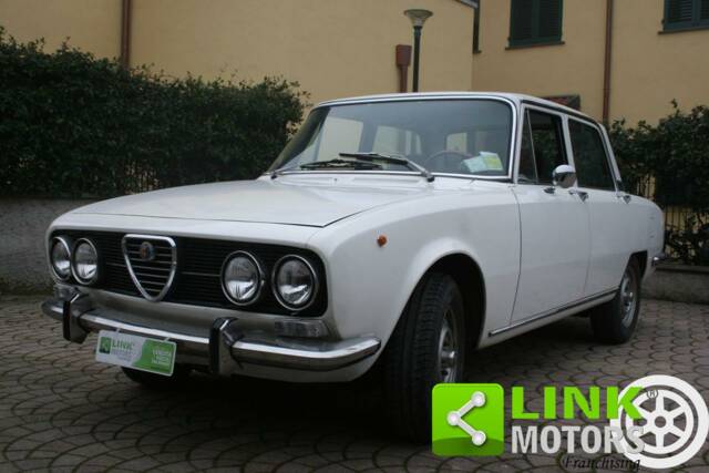 Bild 1/10 von Alfa Romeo 2000 Berlina (1972)