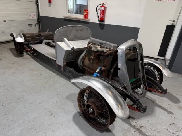 Image 1/25 of Rover 14 (1936)