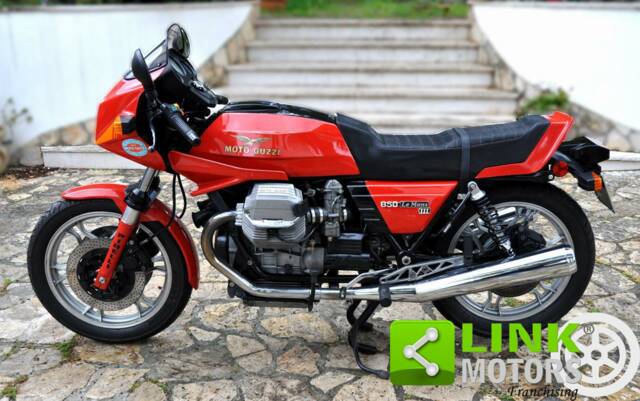 Bild 1/7 von Moto Guzzi DUMMY (1982)