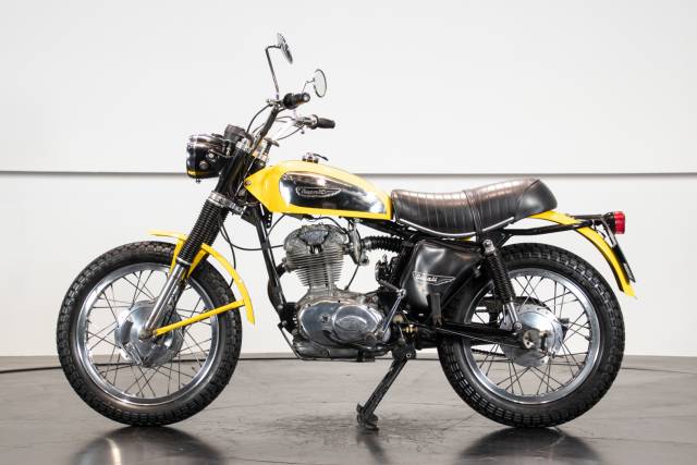 Immagine 1/29 di Ducati DUMMY (1972)