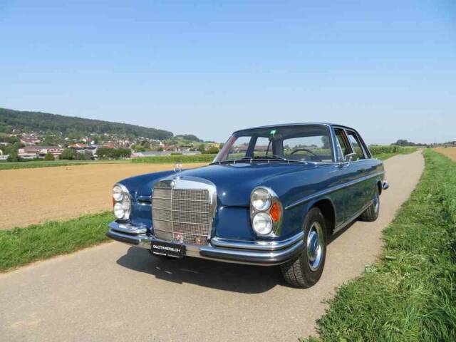 Afbeelding 1/17 van Mercedes-Benz 250 SE (1966)