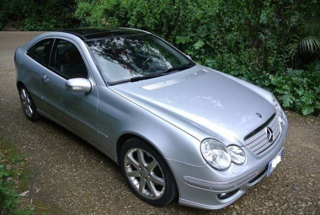 Bild 1/9 von Mercedes-Benz C 320 Sportcoupé (2004)