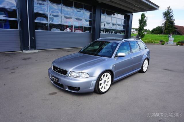 Imagen 1/52 de Audi RS4 Avant (2001)