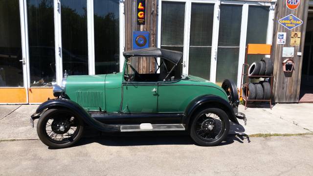 Ford Model A Roadster 1929 mit Schwiegermuttersitz