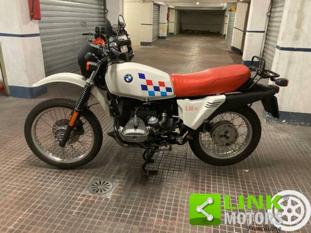 Bild 1/10 von BMW DUMMY (1985)
