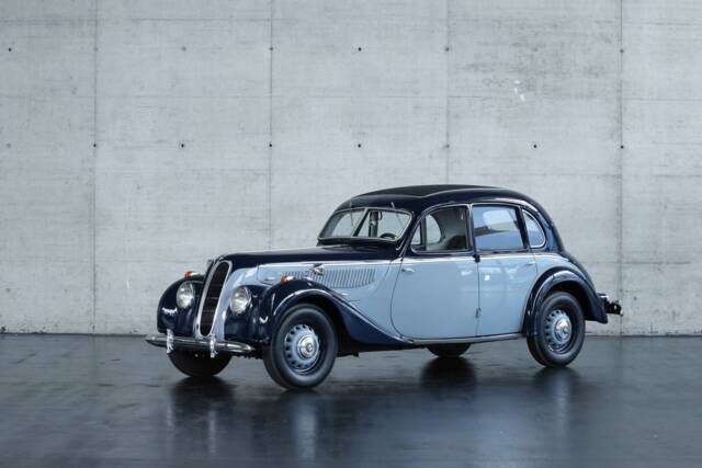 Bild 1/50 von BMW 335 (1939)