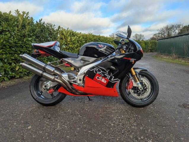 Bild 1/35 von Aprilia DUMMY (2000)